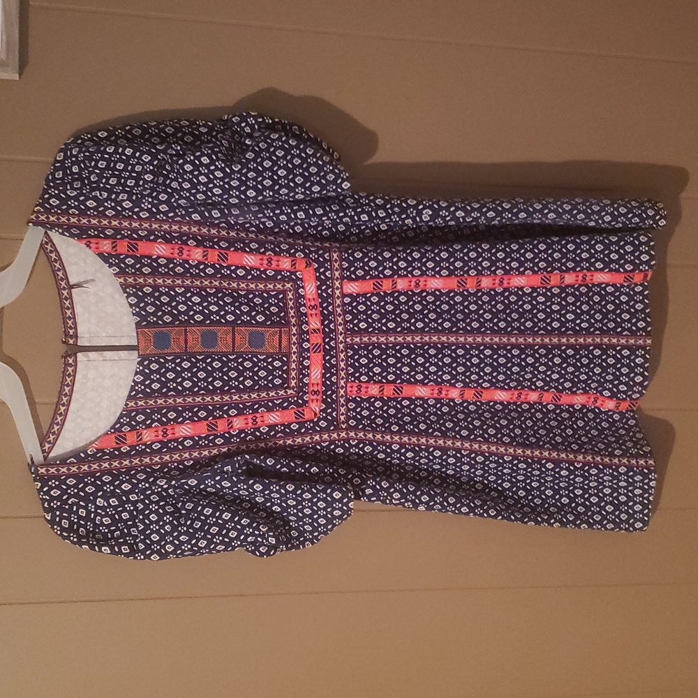 Shirt - Picture 2 of 2